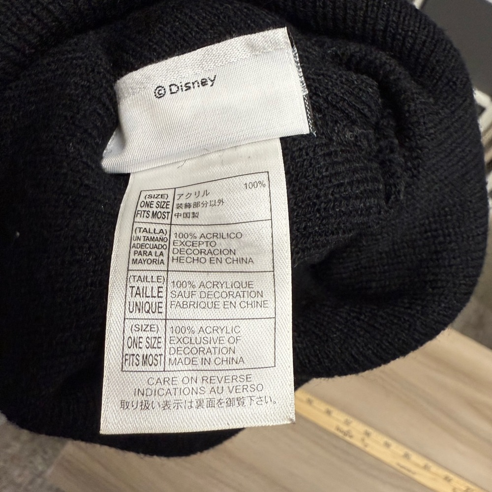 Disney Vintage Blacked Out Mickey Ears Embroidered Beanie Toque Winter Hat - Picture 4 of 4